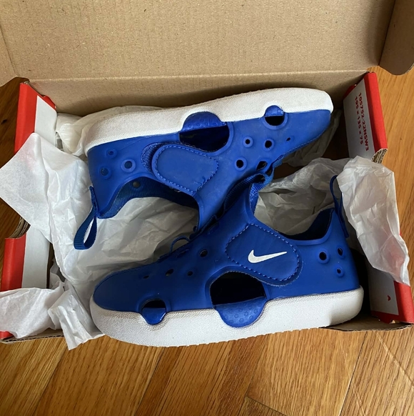 Nike Sunray Protect 4 Kids Royal Blue Water Shoe Size 6c - Picture 2 of 11